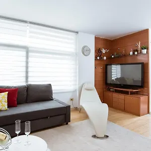  Apartamento Two Bedroom Townhouse Within 10min Walk From Beach